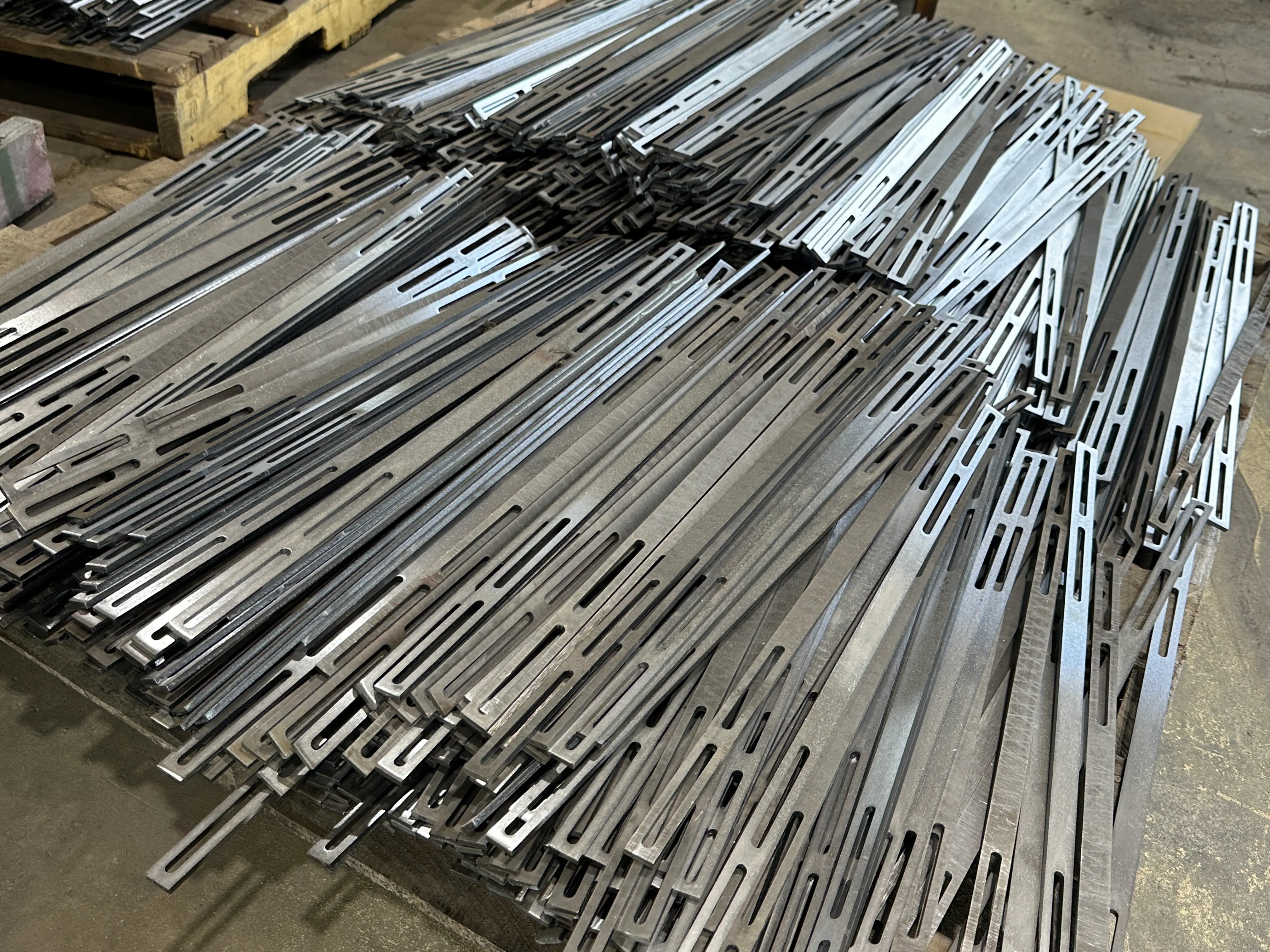 Precision laser cut steel parts and components from Accuracy Laser Indiana